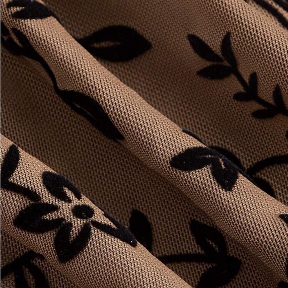 Split floral dress - Picture 3 of 4